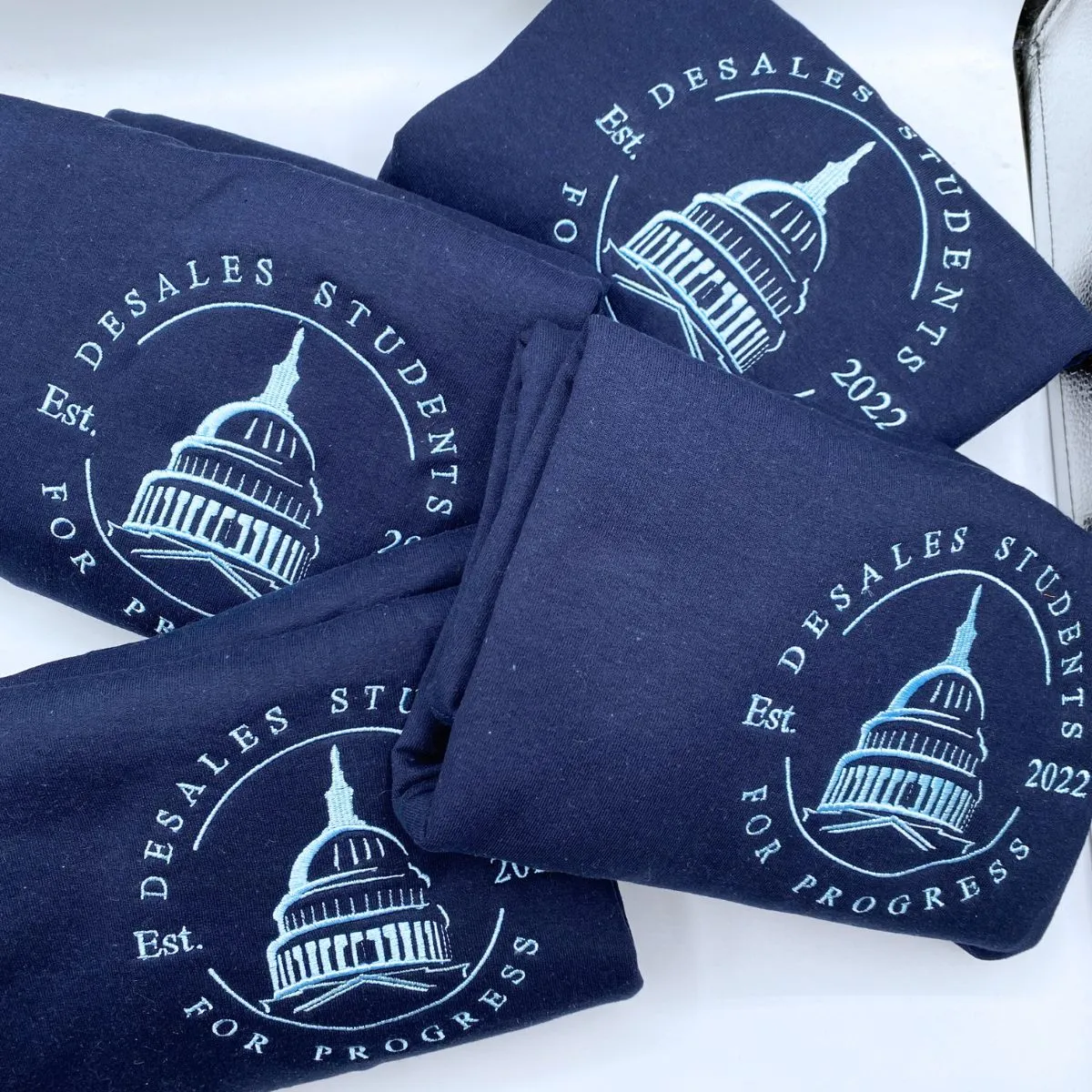 Custom Embroidered T-Shirts, Custom Logo Shirt, Sweatshirt, Hoodies em2