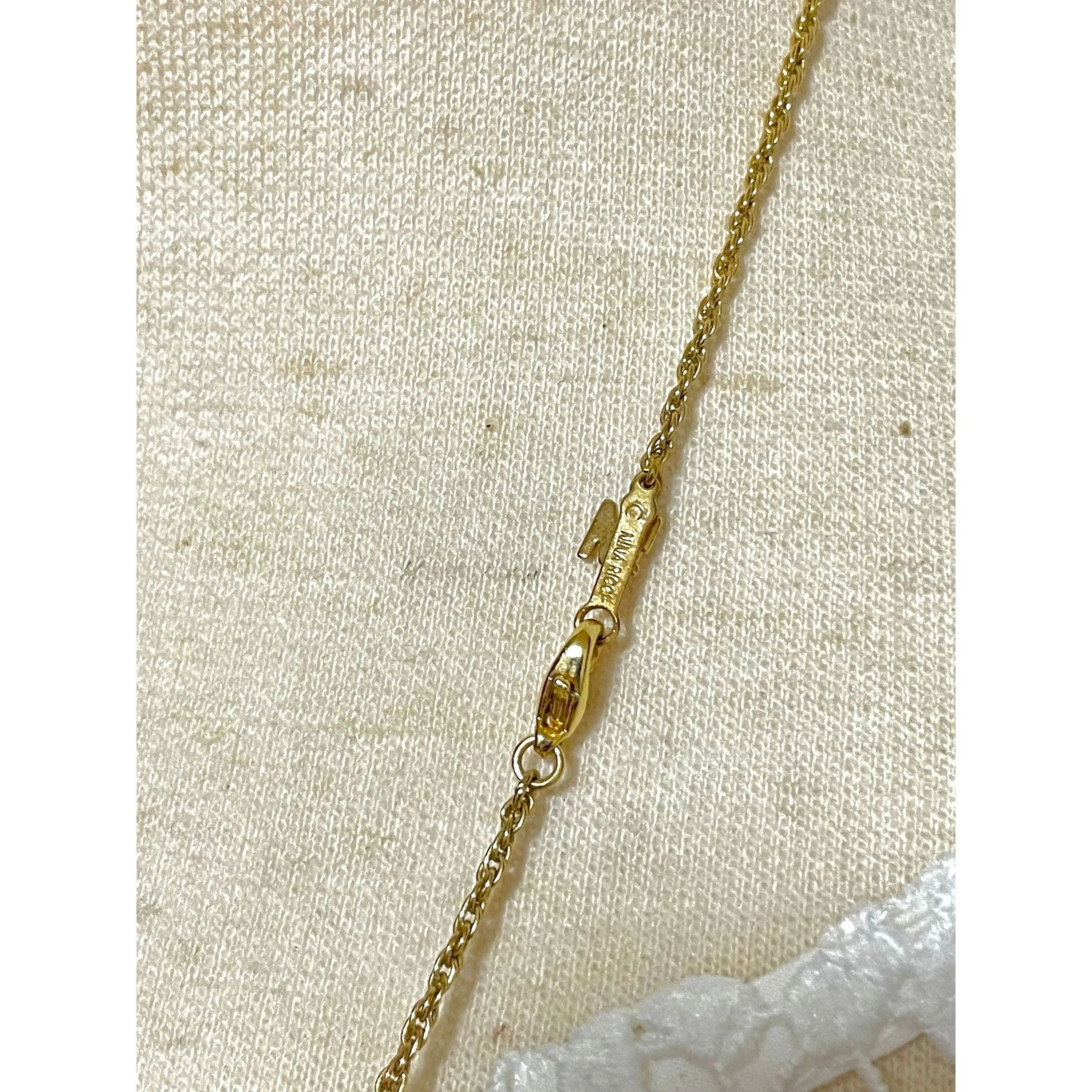 MINT. Vintage NINA RICCI golden chain necklace with logo engraved photo case top. Must have rare jewelry. 050917ya1